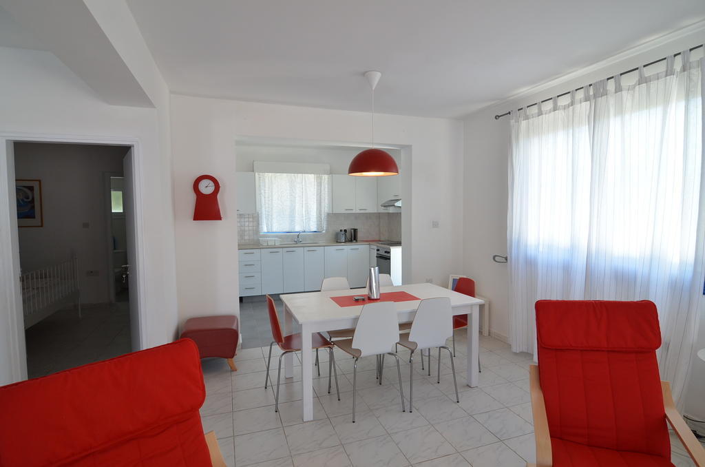 Sea Breeze Villas Argáka Szoba fotó